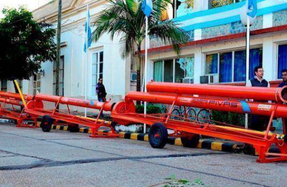 Bella Vista adquiri� tres bombas para el desag�e
