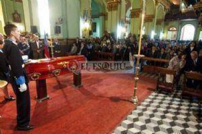 El pueblo de Catamarca despidi� los restos de Mons. Elmer Miani