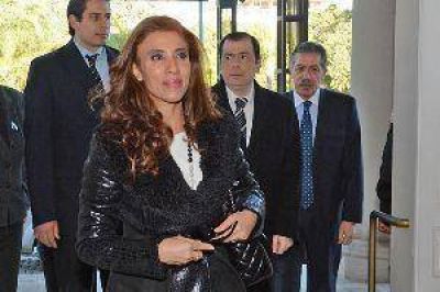 El Gobierno contin�a apostando por la construcci�n de m�s escuelas