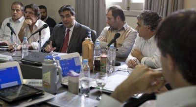 Capitanich y ministros de Educaci�n analizaron la situaci�n educativa