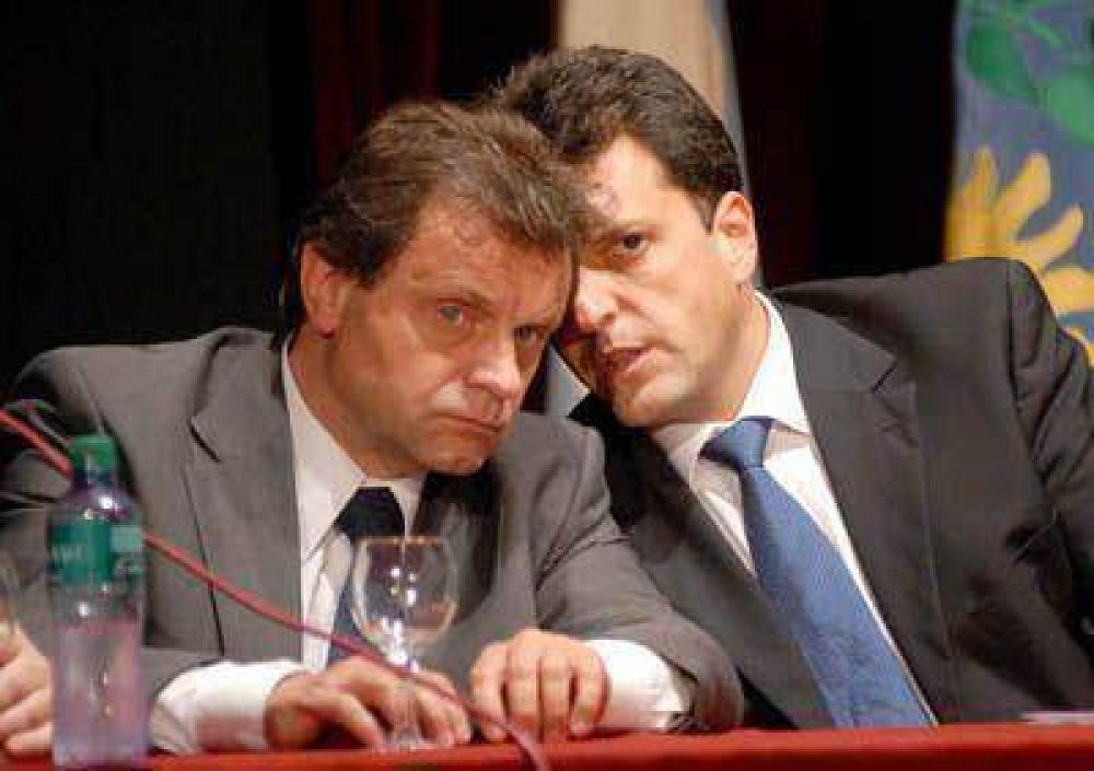 La Municipalidad al borde de la cesaci�n de pagos; Pulti queda pegado a la interna del P.J y se viene el aguinaldo