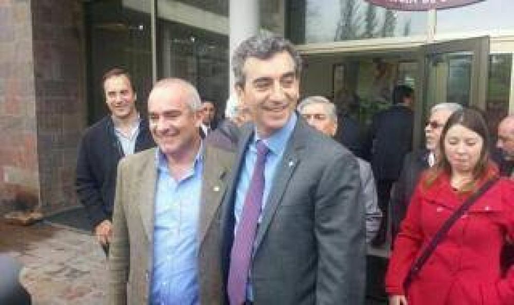 Elecciones 2015: Florencio Randazzo se reuni� con el Intendente Echeverr�a