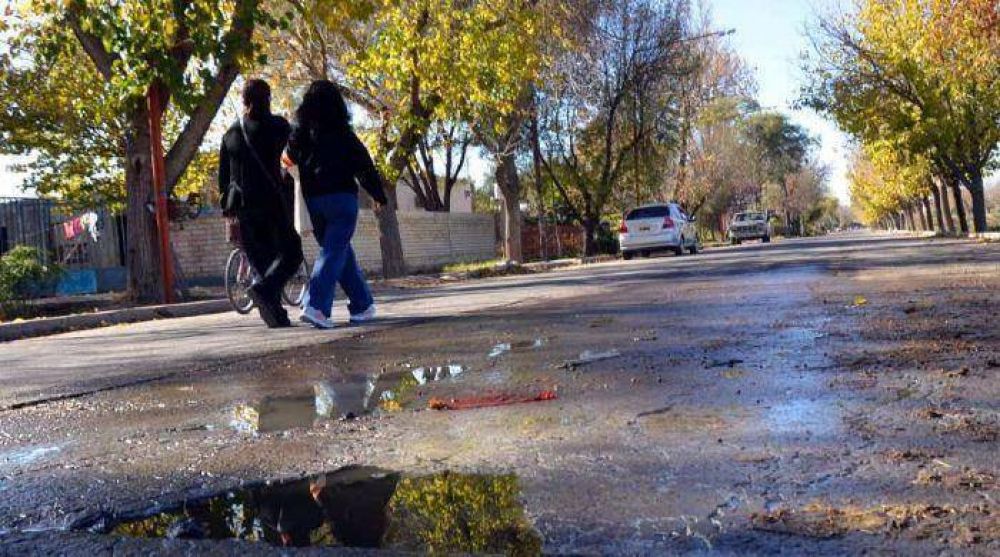 La ciudad de Rivadavia se hunde por el mal estado de las ca�er�as