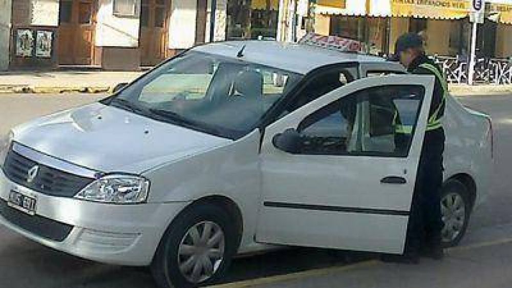 El Municipio intensific� los controles sobre las paradas de taxis