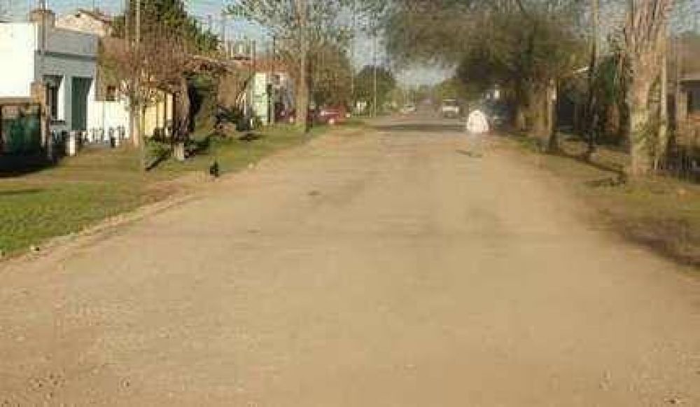 Avanzan los trabajos de mantenimiento de calles de tierra