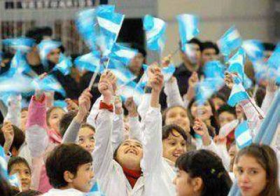 Los alumnos ver�n a la Selecci�n en las escuelas neuquinas 