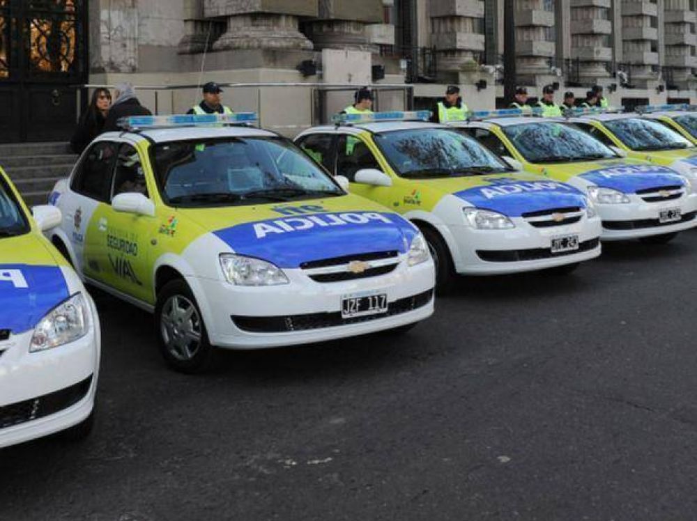 La intendenta pidi� tener acceso a los GPS de los m�viles policiales rosarinos
