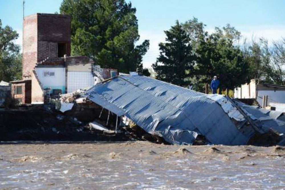 R�o Negro: eval�an reubicar al paraje Arroyo Ventana tras el temporal