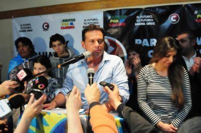 El Frente Electoral que encabeza Costa a�n no defini� su alianza nacional
