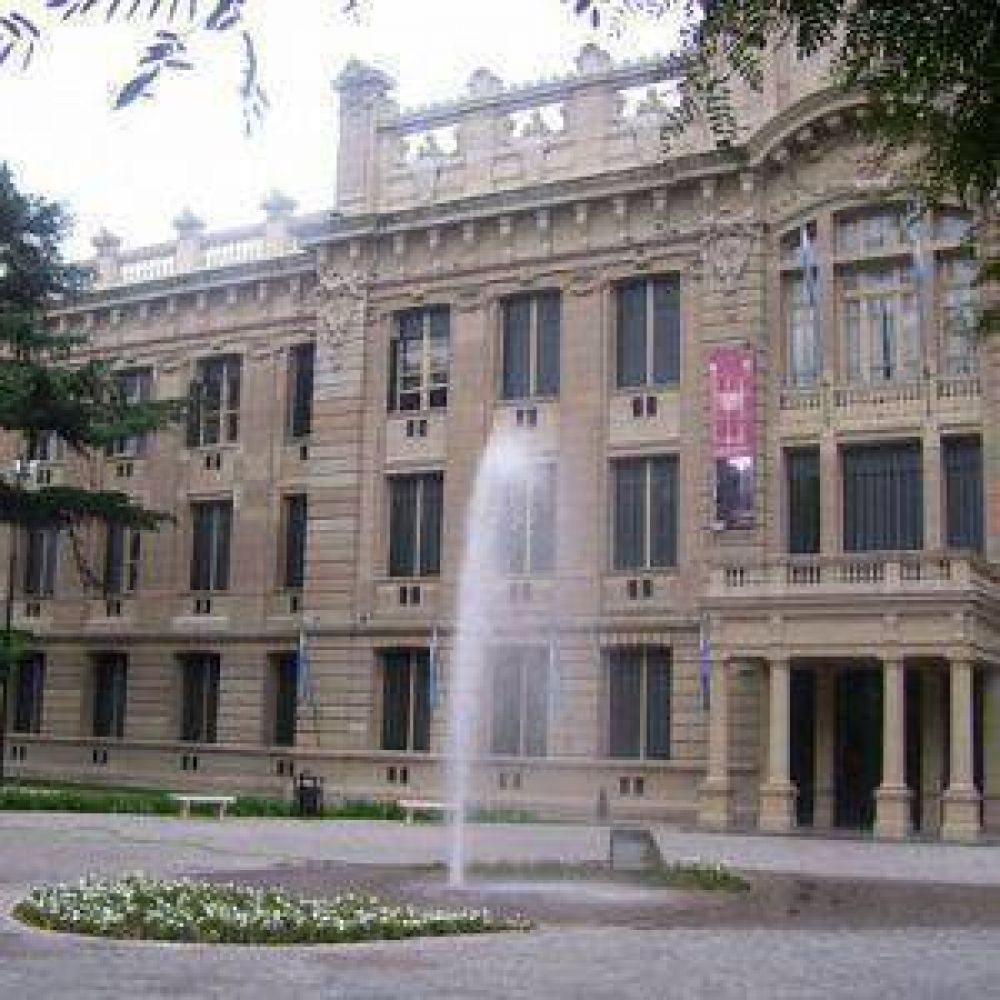 Colegio Nacional: �m�s trabas en las elecciones?