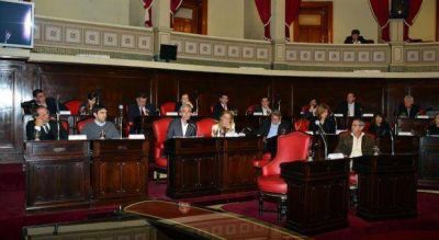 El Senado retoma el plenario de Comisiones con la presi�n de aprobar el jueves Polic�a Local