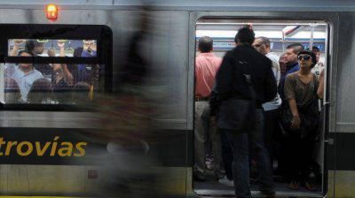 Alertan por una nueva modalidad de robos en el subte: las 