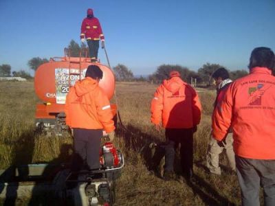 Contin�a el operativo de San Luis Solidario para abastecer de agua a La Punta