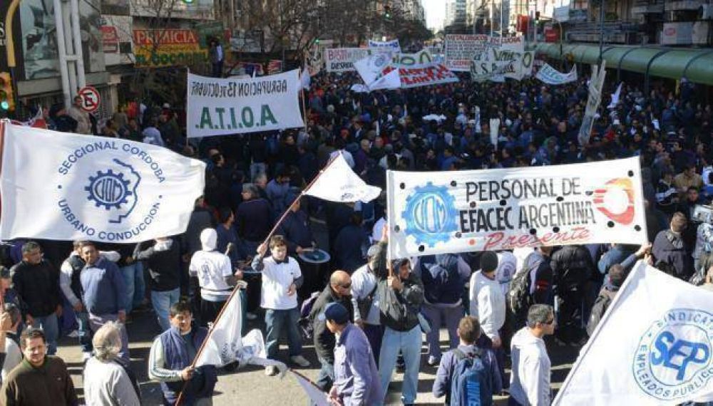 Gremios estatales suman presi�n en un contexto cr�tico