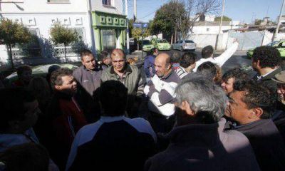 Taxistas protestaron y denunciaron �unificaci�n encubierta� con remises