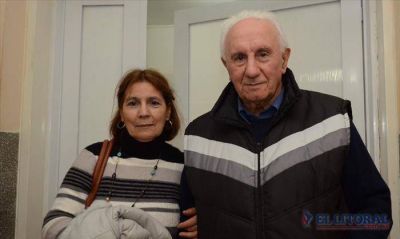 Tras una emotiva despedida en el Vidal, Fernando Cuevas sale hoy para Uruguay