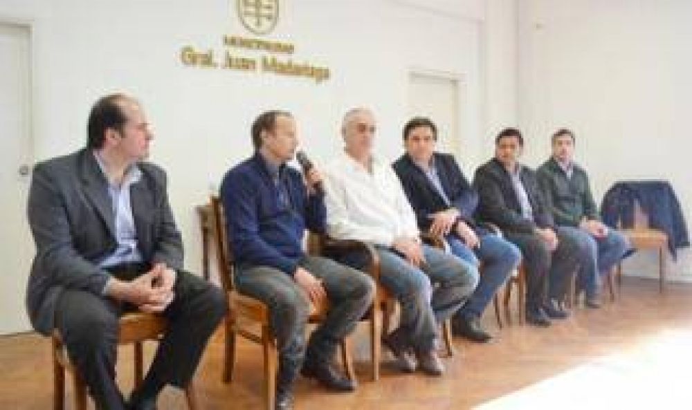  Intendentes de la Quinta Secci�n buscan enviar a jury de enjuiciamiento a un Juez