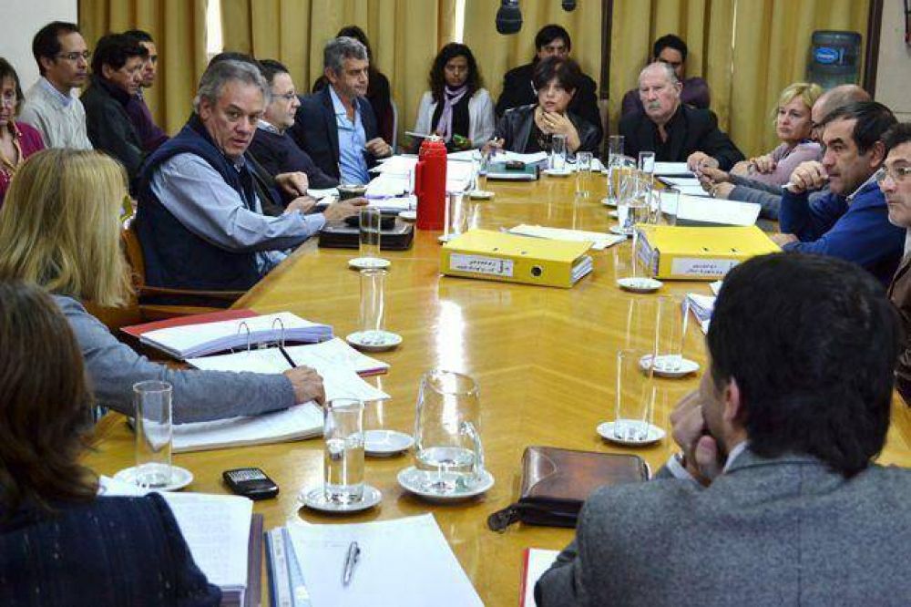 Aclaran que no hubo dictamen al proyecto que prohibe las carreras de galgos en La Pampa