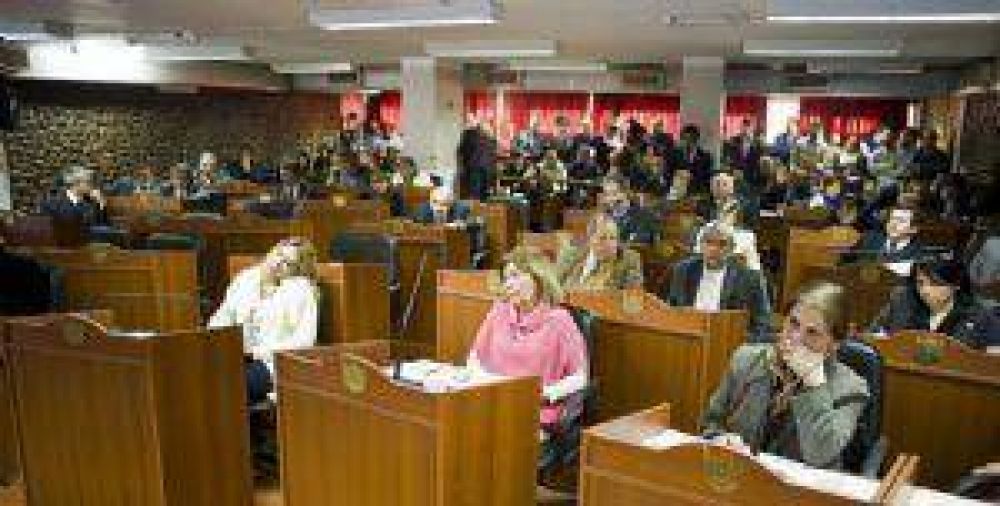 Diputados: se profundiza la crisis en el bloque oficialista