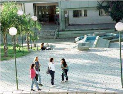 La UNCA, fuera de un ranking de universidades