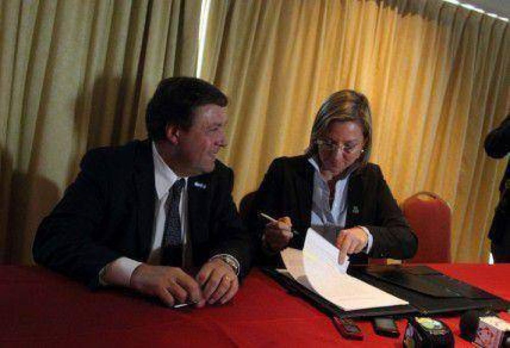 Vuelven a promocionar ampliaci�n de la Escuela de Arte La Llave