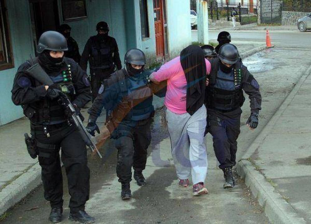 Detuvieron en Ushuaia a un sujeto con pedido de captura en Buenos Aires 