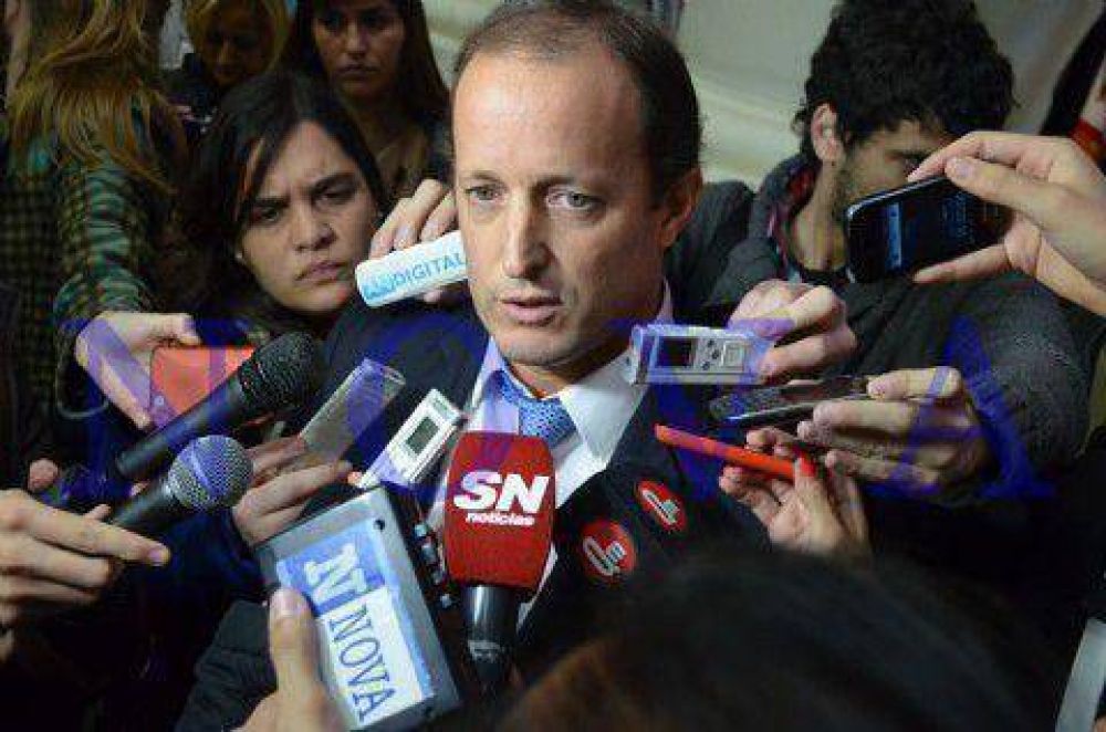 Insaurralde sobre la posibilidad de desembarcar al massismo: 