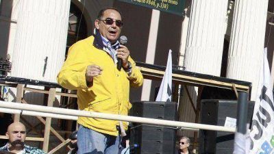 Con un alto acatamiento se cumpli� el paro bancario