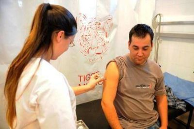 Contin�a en Tigre la campa�a de vacunaci�n antigripal 