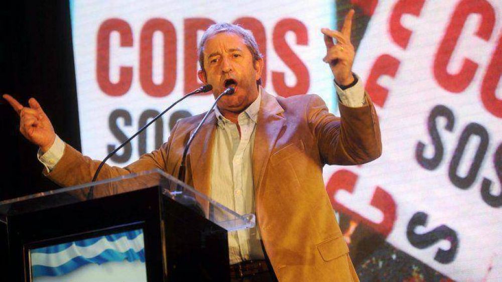Con promesas de federalismo y crticas al Gobierno, Cobos lanz su precandidatura presidencial