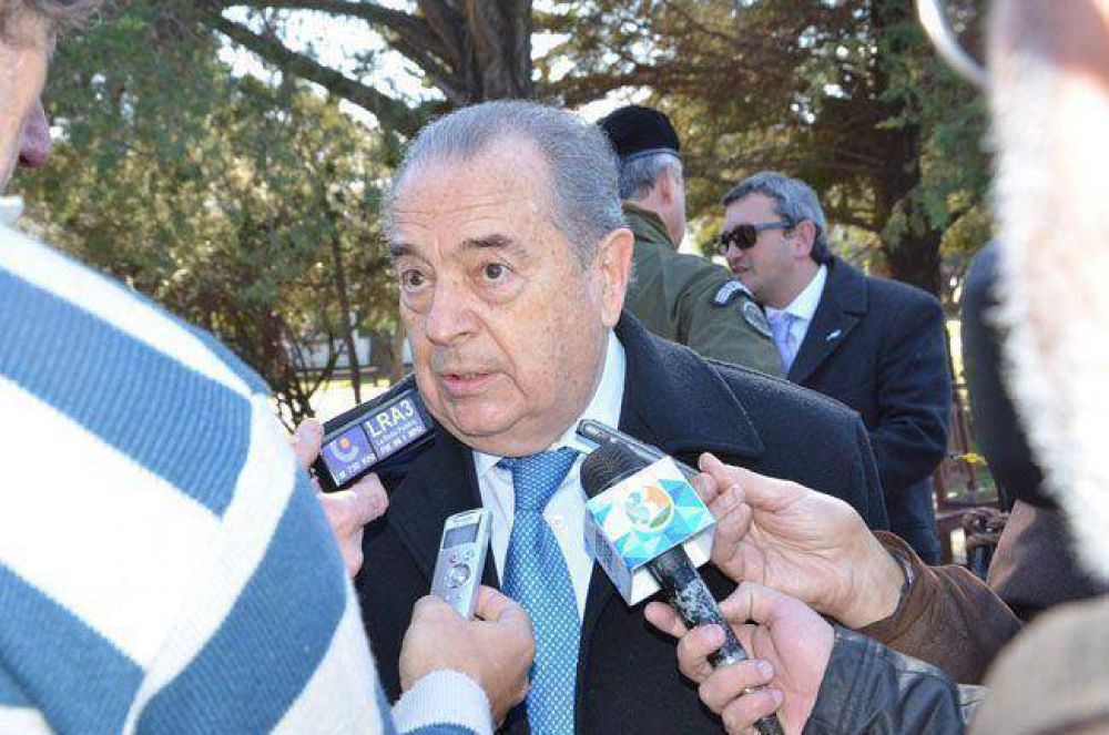 Jorge en los actos por el D�a del Ej�rcito
