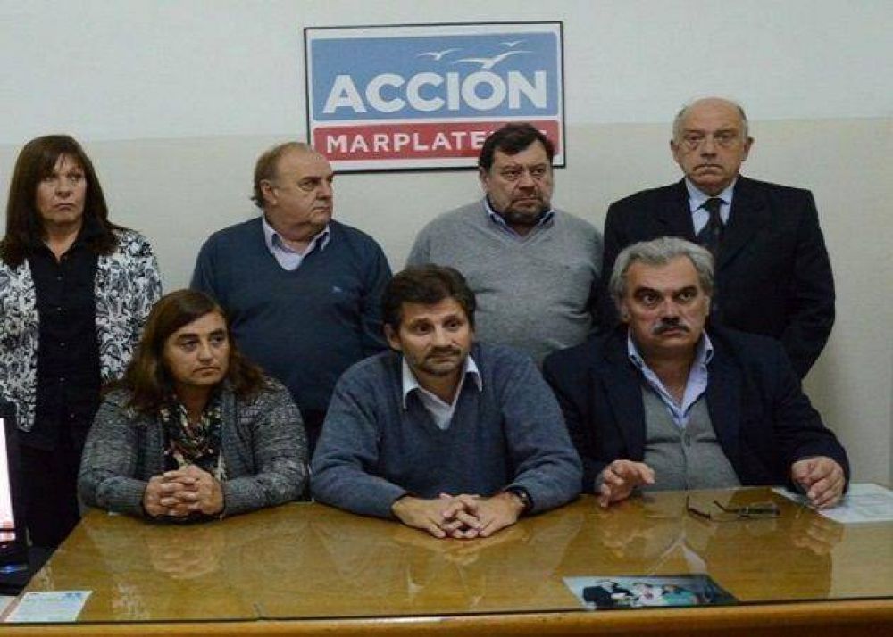 AM pide que Baragiola explique �qu� hac�a pidiendo una colaboraci�n econ�mica en el video�