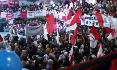Cobos lanz� su precandidatura a presidente con cr�ticas a Cristina: 