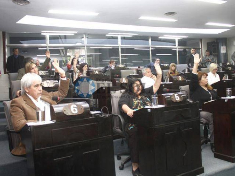 En una discutida sesi�n, el Concejo aprob� las cuentas