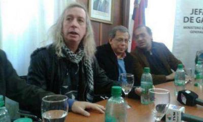 Diego Capusotto lleg� a Posadas junto a Pedro Saborido