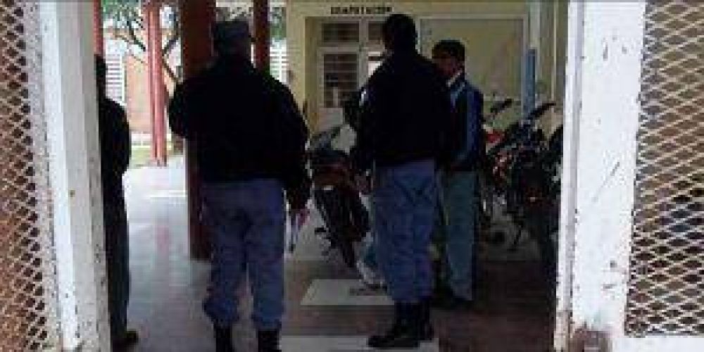 Roban m�s de 120 netbooks de un colegio de Ingeniero Ju�rez