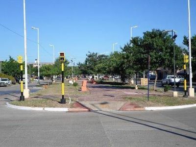 Inauguran plazoletas centrales sobre Avenida Gonz�lez Lelong