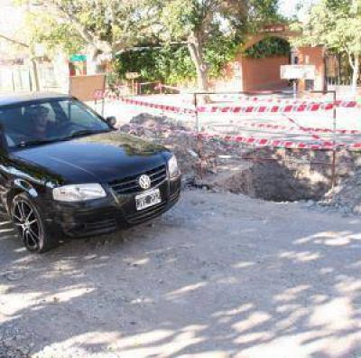 Cruces entre Capital y OSSE por el pozo que hizo un vecino