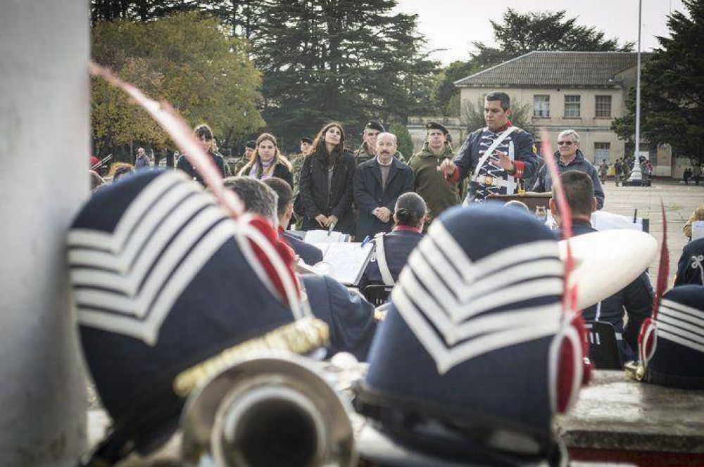 El intendente recorri� la Guarnici�n Azul