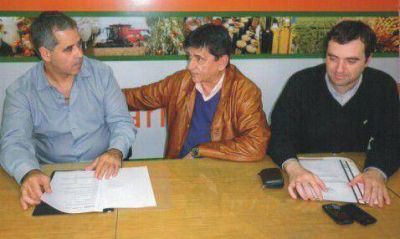 El Intendente Gasparini se reuni� con el Ministro de Asuntos Agrarios bonaerense