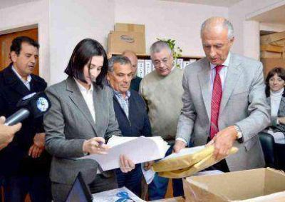 Apertura de sobres para 30 viviendas del IAPV