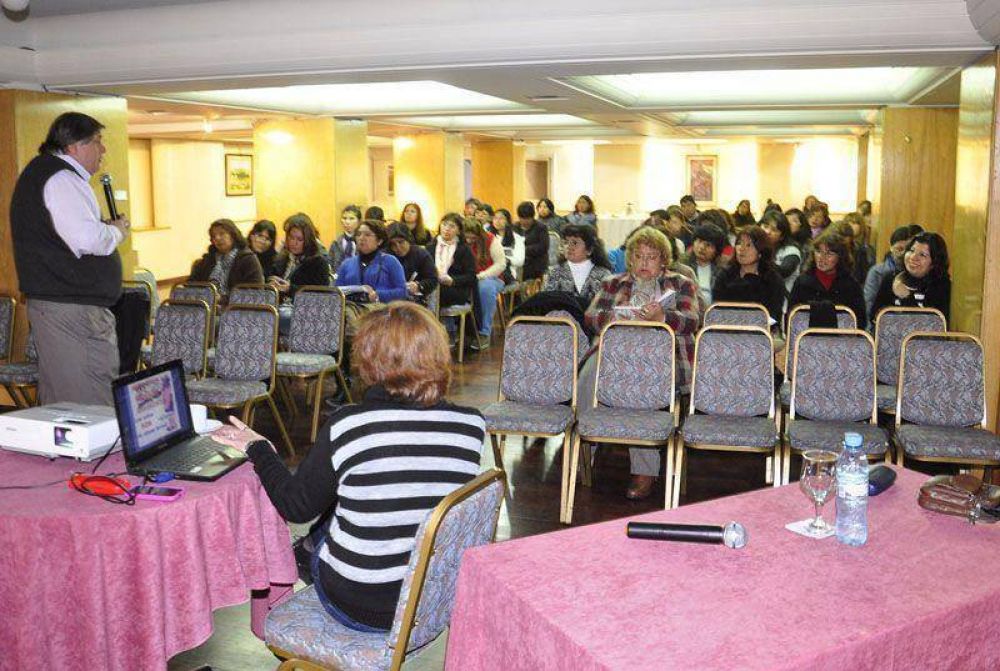 Refuerzan el programa de prevenci�n del abuso infantil