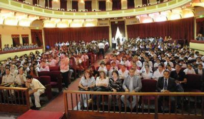 El padre Juan Carlos Molina arriba hoy a la provincia