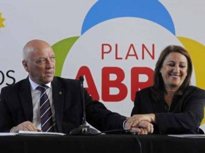 Destinan $76 millones para mejorar la calidad de vida en siete barrios