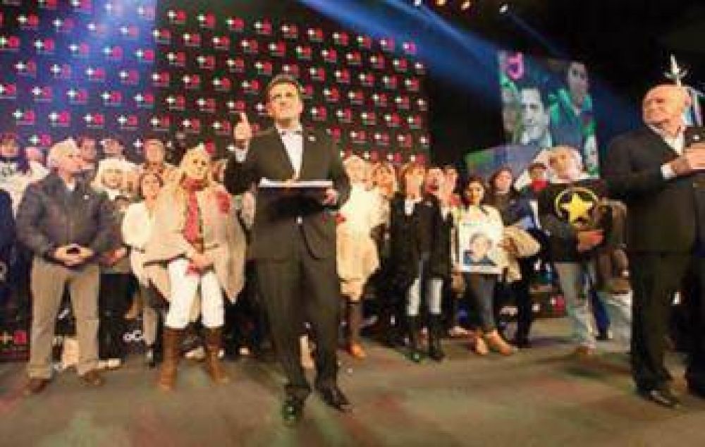 Massa present� las firmas contra la reforma del C�digo Penal