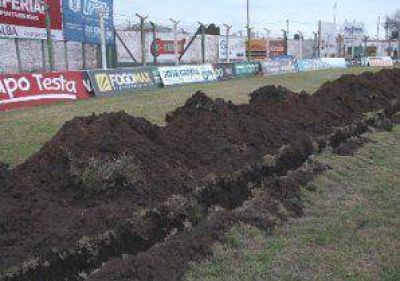 Empezaron los trabajos para construir la nueva tribuna