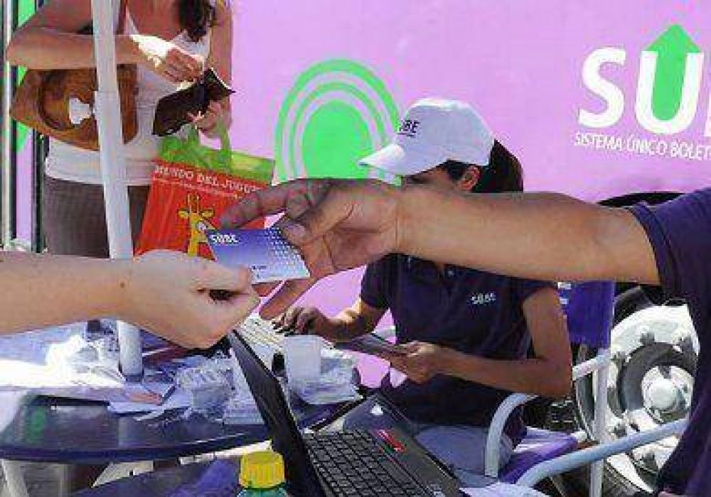 Buscan extender la SUBE a parqu�metros y taxis