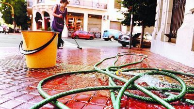 Obligan a edificios de m�s de cinco unidades a tener portero