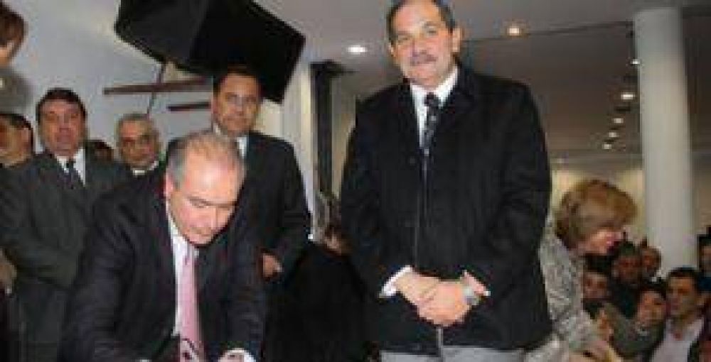 �Campa�a 2015? Jos� Francisco L�pez sigue inaugurando obras en Tucum�n