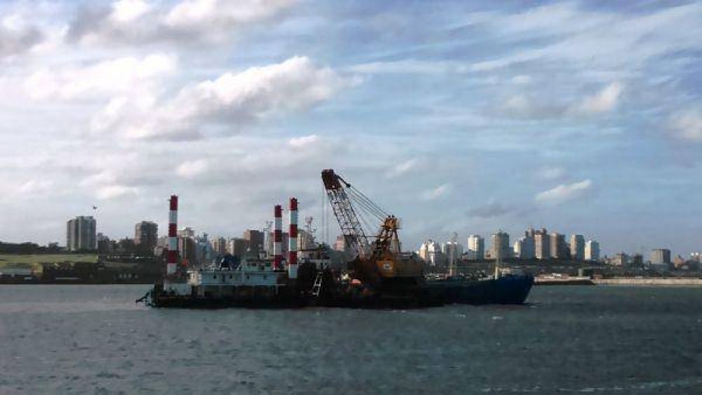 Reconocen demoras en los plazos del dragado del puerto